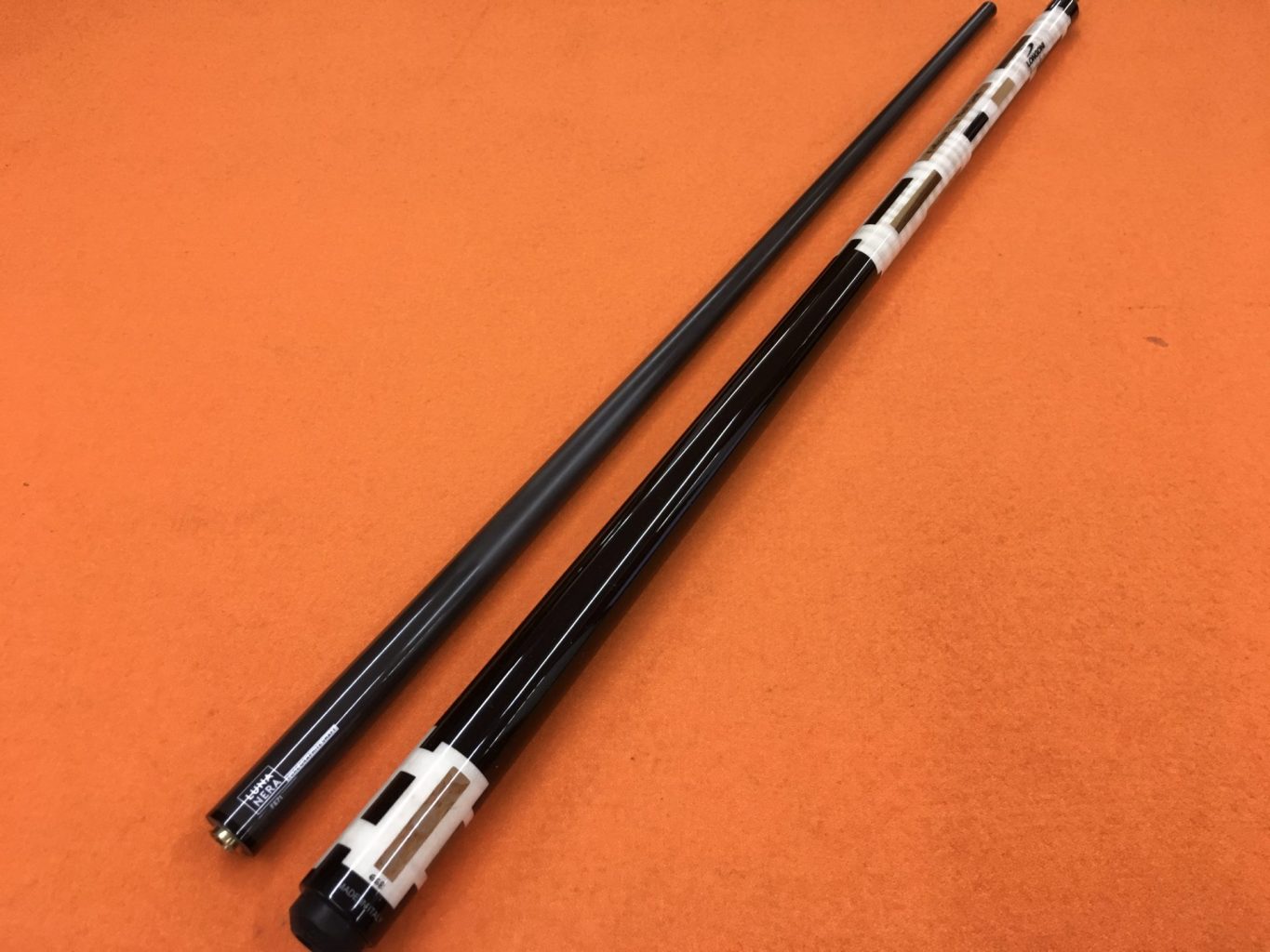 TRUJILLO CAROM CUE WITH 2 SHAFTS 
